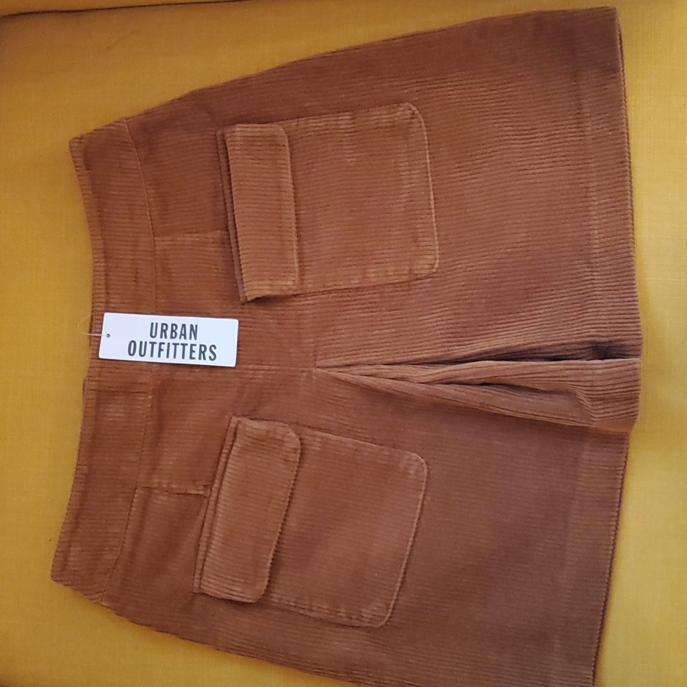 New brown mini skirt